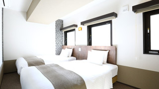 [全室禁煙]スタンダードツイン 19sqm ベッド幅120cm2台