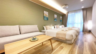 スーペリア フォースルーム 102号室 禁煙  (ソファベッド用の寝具は部屋に常備していない為 事前にリクエストが必要)