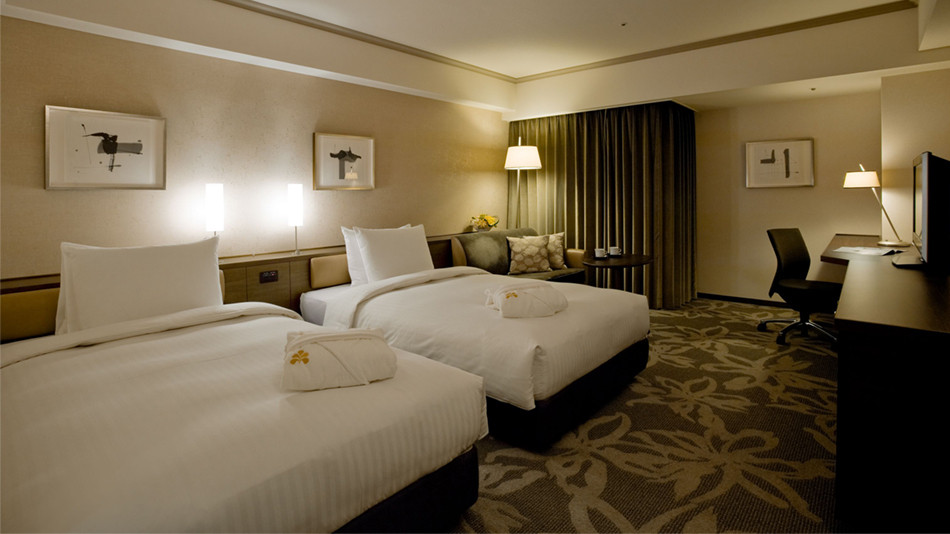 ラグジュアリーホテルでちょっぴりリッチな家族旅を4046204