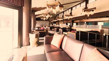 ロビー応接スペース / 1