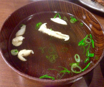 「骨付鳥 一鶴 丸亀本店」料理 929451 鶏めしについてくるお汁も絶品(ﾟДﾟ≡ﾟДﾟ)