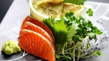 食事・飲み物 / 15