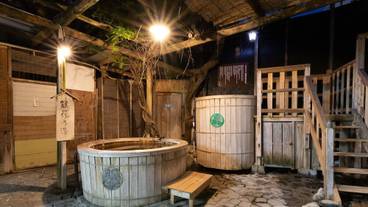 屋外スパ浴槽 / 1