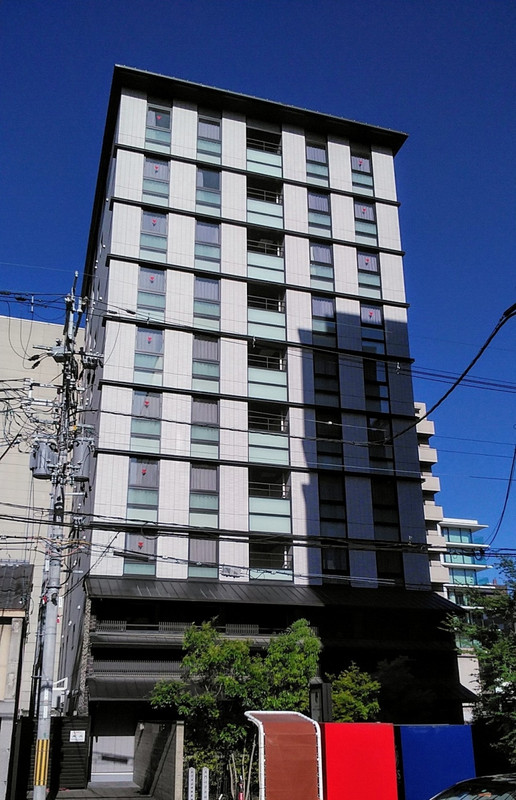 10階建てのホテル