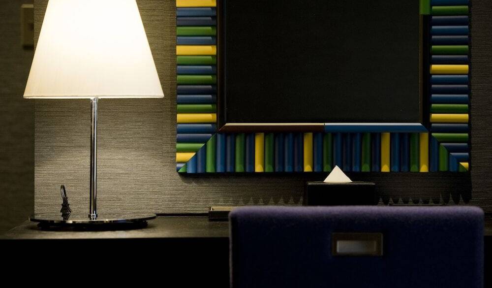 上品なお部屋で
コーヒーブレイク / 2