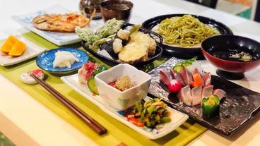 食事・飲み物 / 1