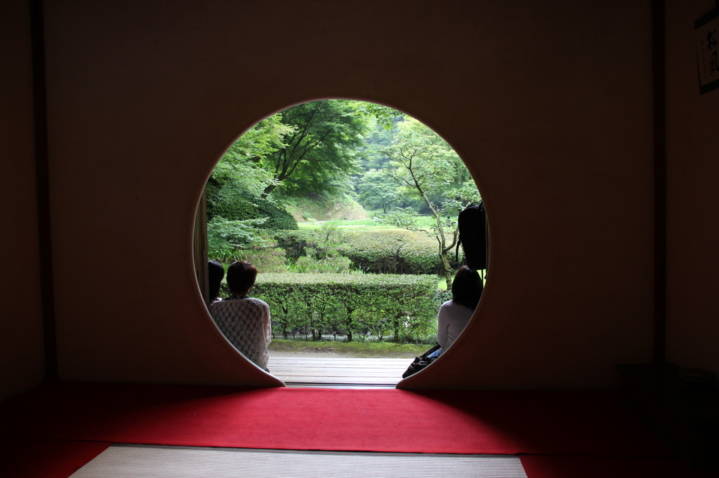 期間限定で一般公開される「本堂後庭園」2289644