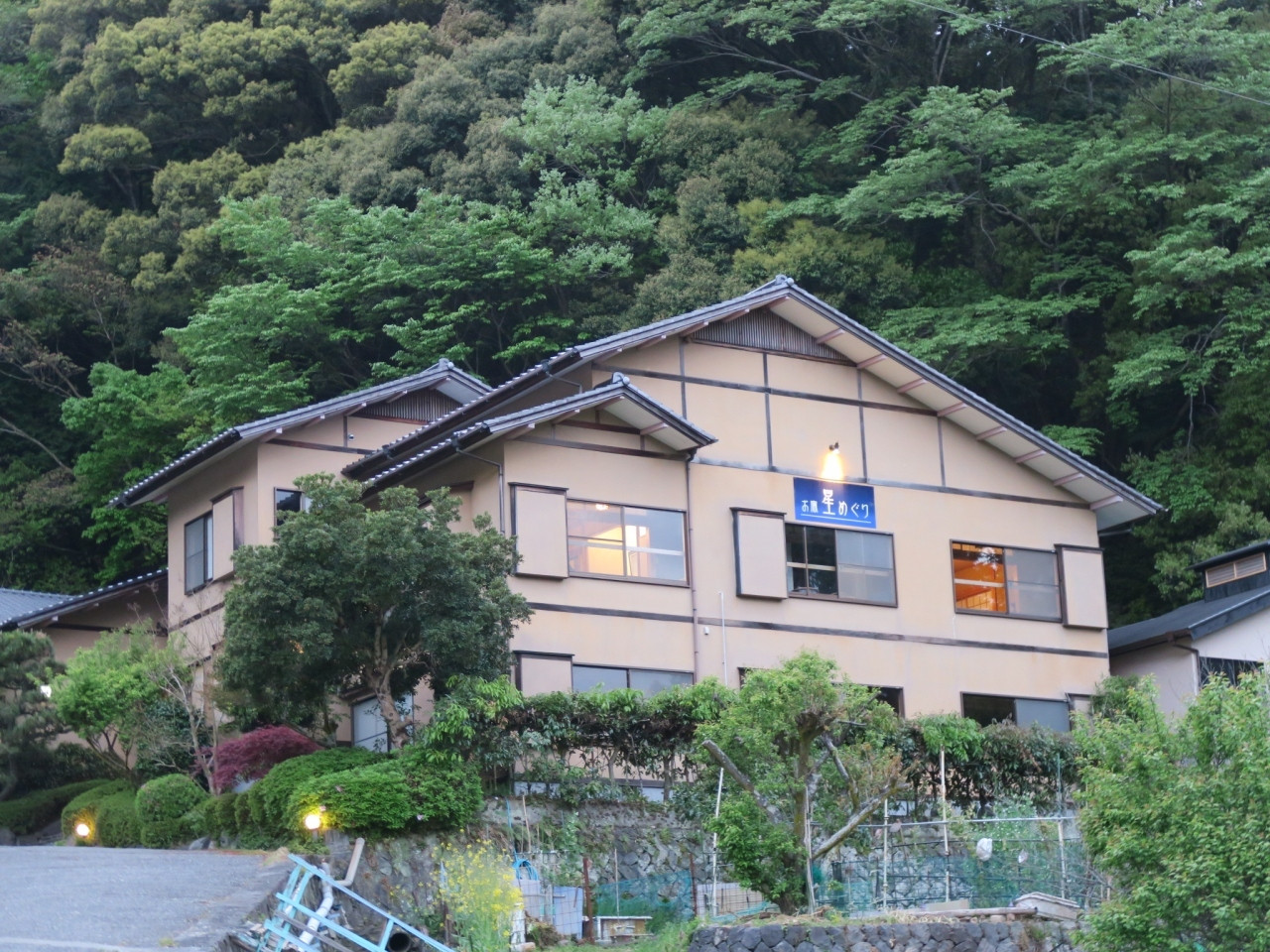 オーナーシェフの料理を愉しむ、全5室の静かな宿3997997