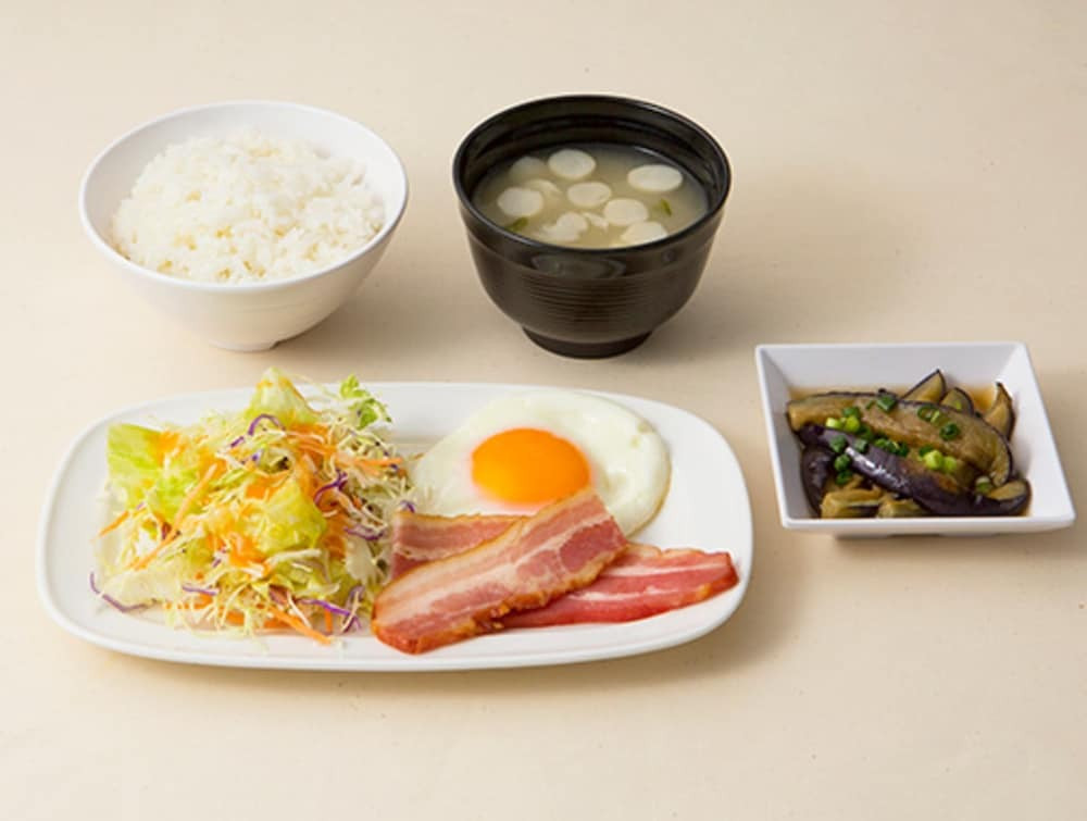 朝食