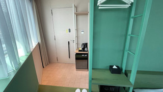 [グリーン] コーナールーム 禁煙