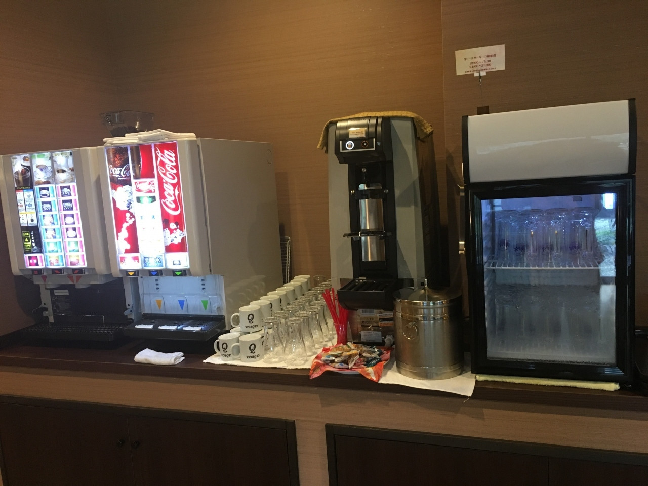 生ビールがまさかの無料！贅沢なフリードリンクサービス4257139