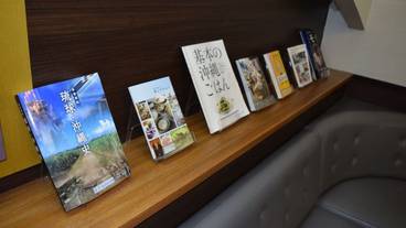 内部エントランス / 2