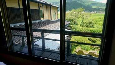 客室内のダイニングエリア / 19