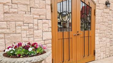 施設の入り口 / 17