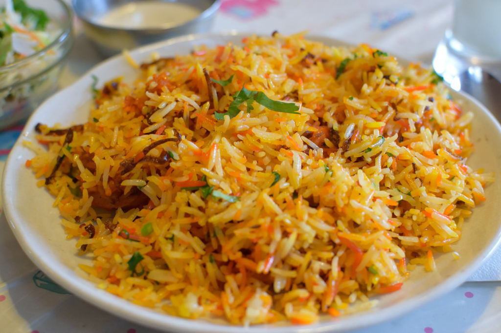 インドの炊き込みご飯”ビリヤニ”1131725