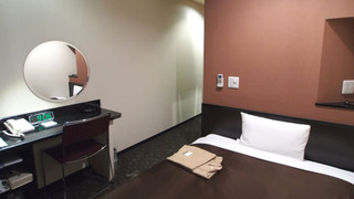 ダブルルーム 喫煙可