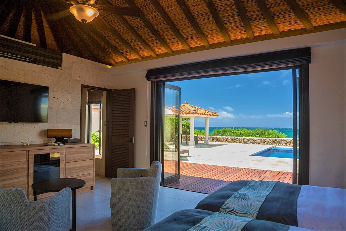 セレブ気分で至福にひたれるアジアンテイストリゾート3406845