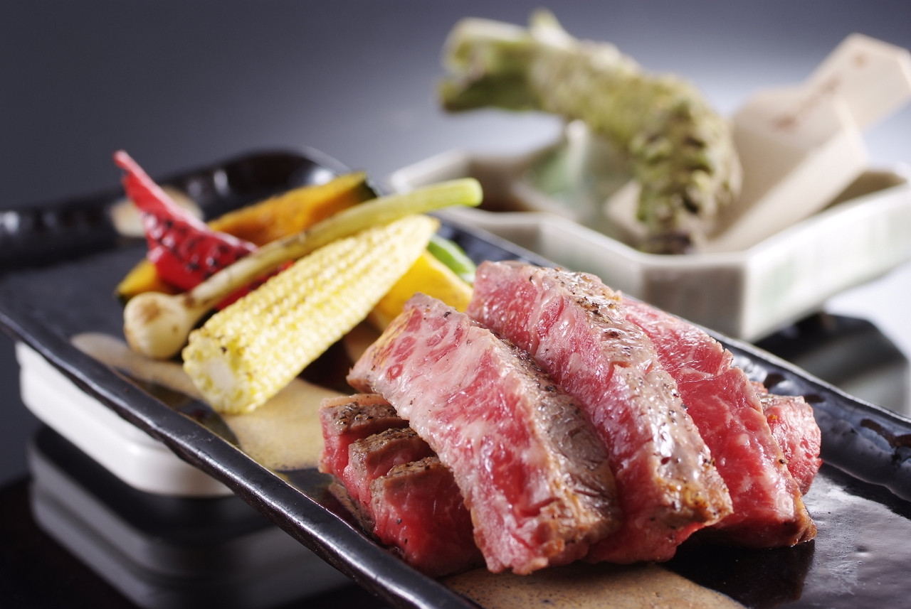 露天風呂付き客室の伝統工芸「豊岡杞柳細工」の照明にうっとり♡4273271