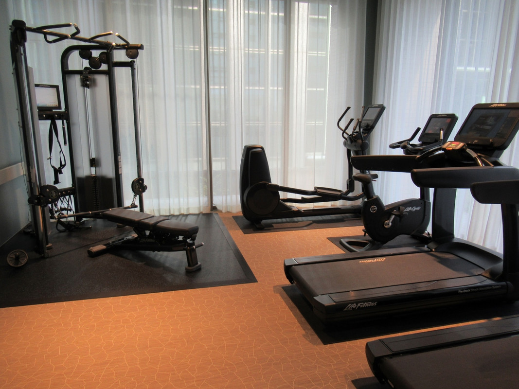 フィットネスルーム