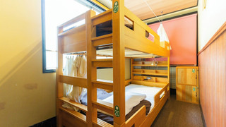 エコノミー ツインルーム 禁煙 共用バスルーム