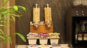 ロビーラウンジ / 14