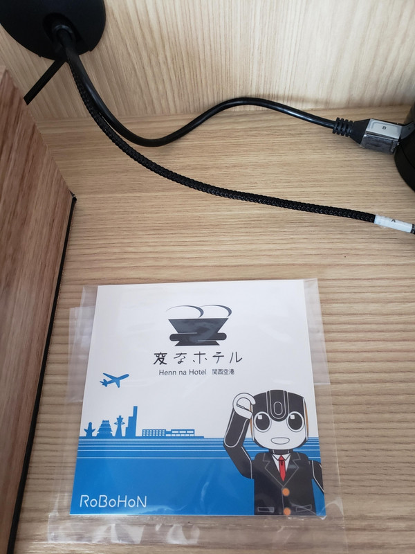 コースターかと思いきやシール