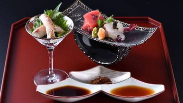 旅館のお食事処 / 30