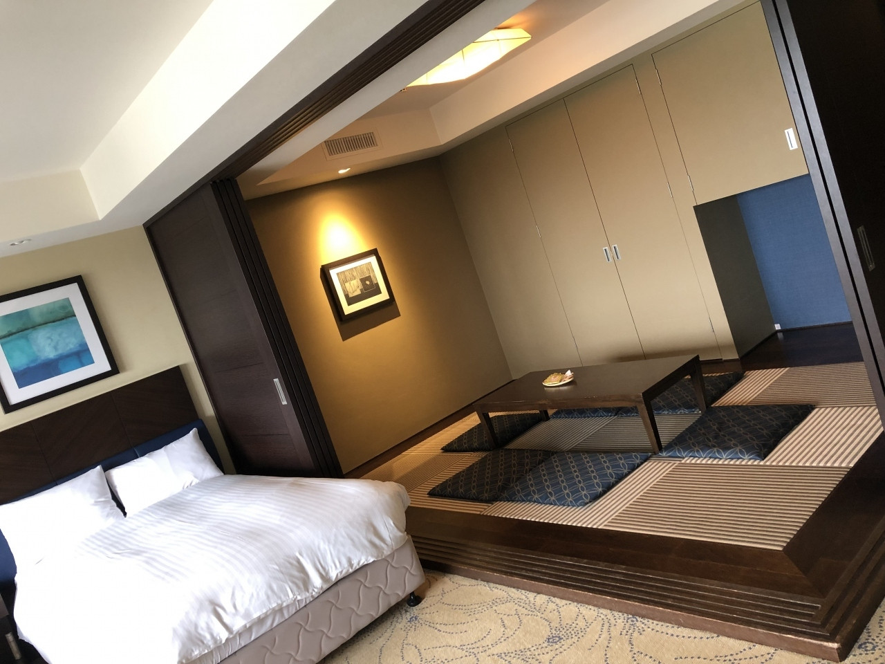 屋上庭園を眺めながら、親子で水遊びやジャグジーが楽しめる♪3416875