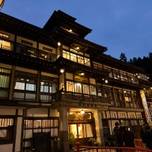 大人ふたり、大正ロマンな温泉旅。銀山温泉のシンボル「能登屋旅館」に泊まってみたい！