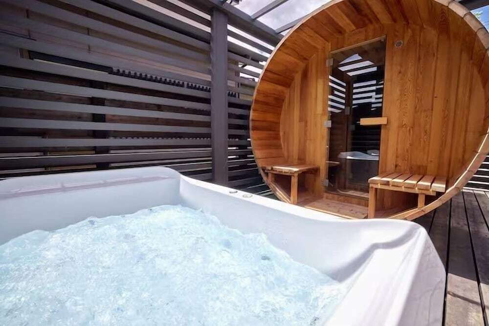 屋外スパ浴槽