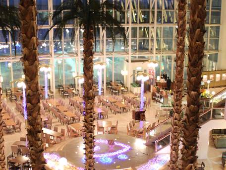 シャトレーゼ ガトーキングダム札幌 / 2