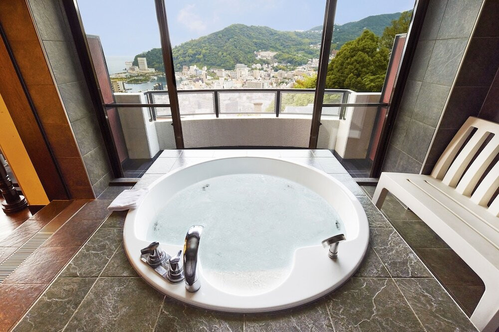 街と海を一望しながらおこもりステイ4037834