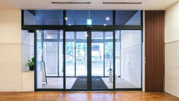 内部エントランス / 2