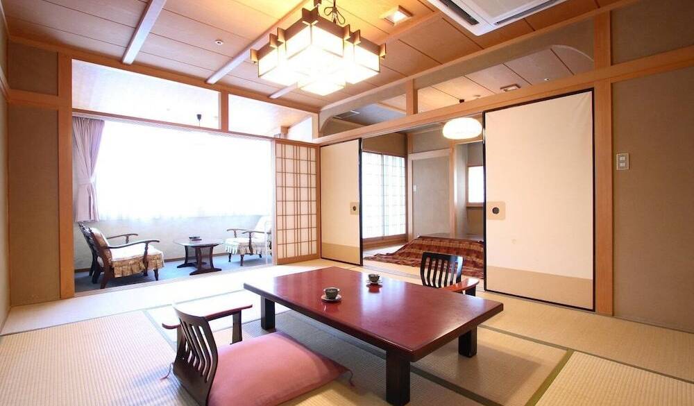 登竜館 ゆったり広めの和室 / 2