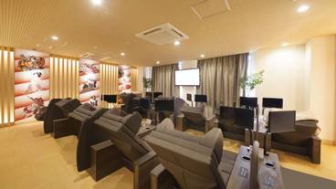 施設内の設備 / 11