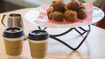 食事・飲み物 / 1