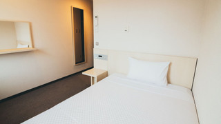 【無料カレー&サラダバー付き】漫画読み放題！セミダブルルーム 禁煙