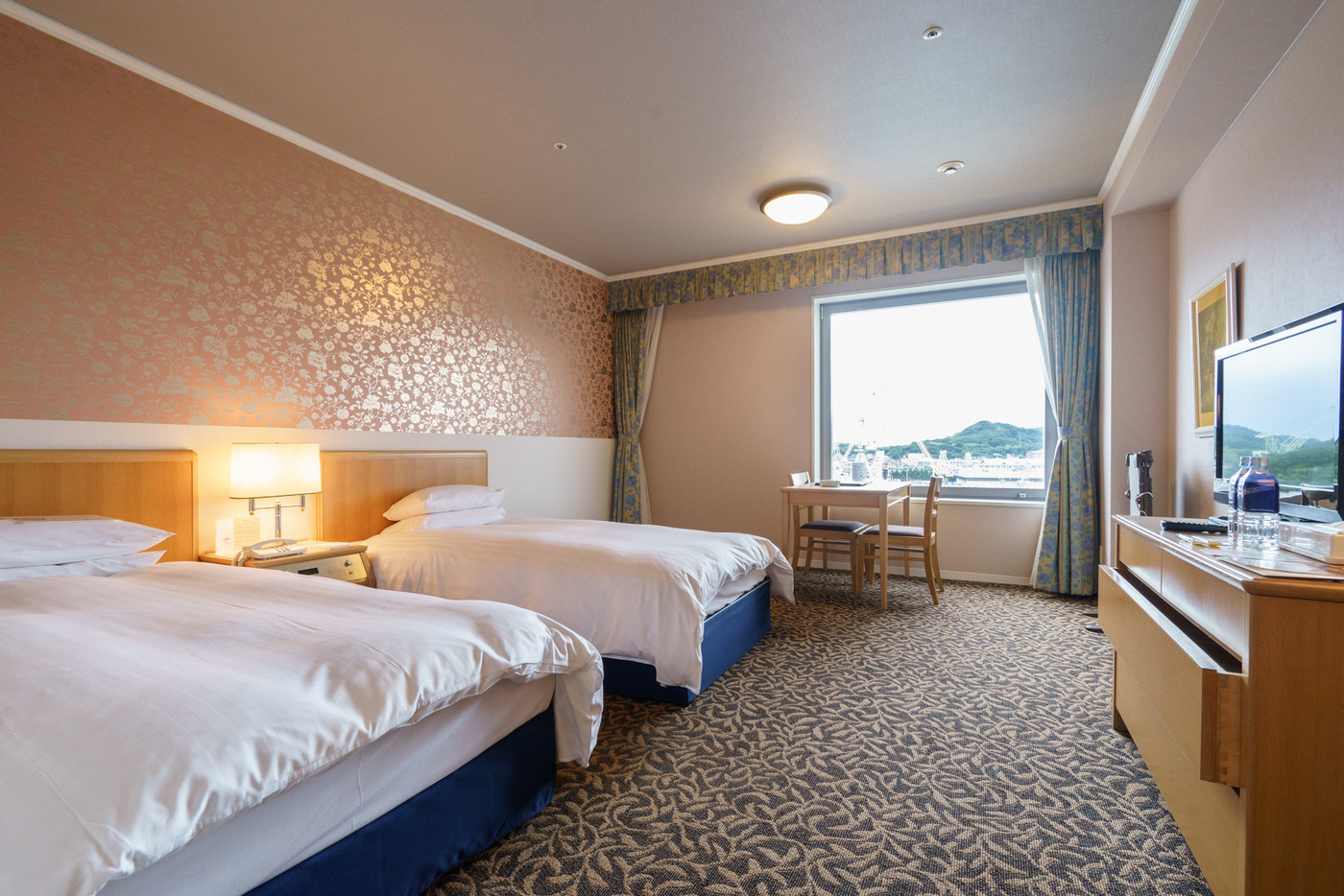 4. 海の見えるお部屋がおすすめ「グリーンヒルホテル尾道」3915988