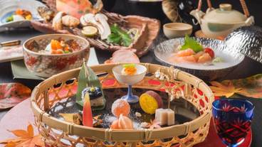 食事・飲み物 / 25