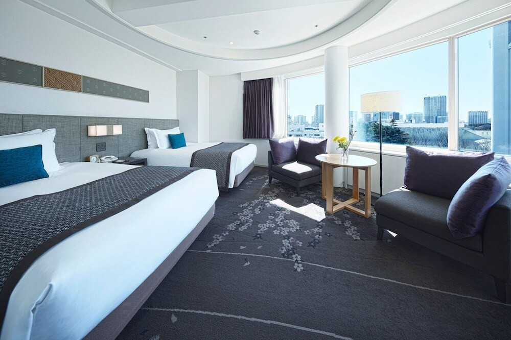 お祝いを友達同士だけでゆっくり楽しめるインルームダイニング3928382