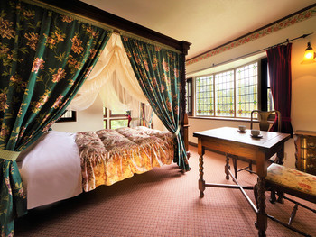 英国風インテリアと露天風呂のギャップがユニーク♪4244673