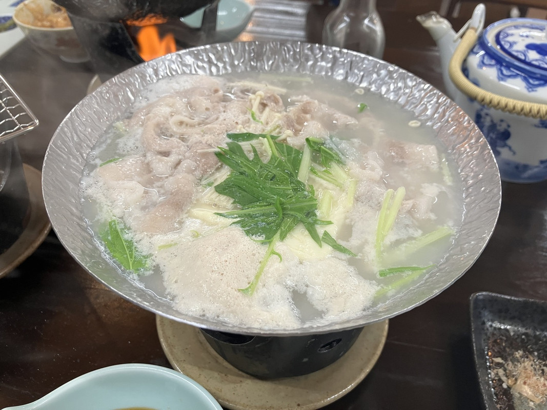 湯豆腐　(温泉水)