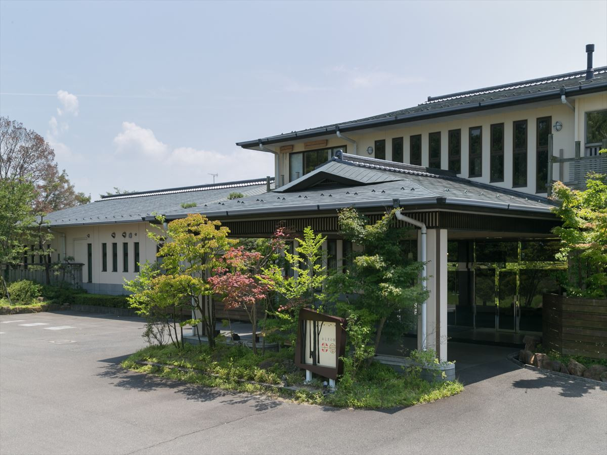 浴びる温泉で心身ともにデトックス3523331