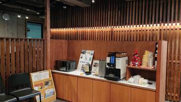 ロビー応接スペース / 4