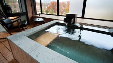 温泉露天風呂付特別室／露天風呂 / 2