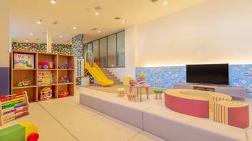 子供用の遊び場 - 屋内 / 11