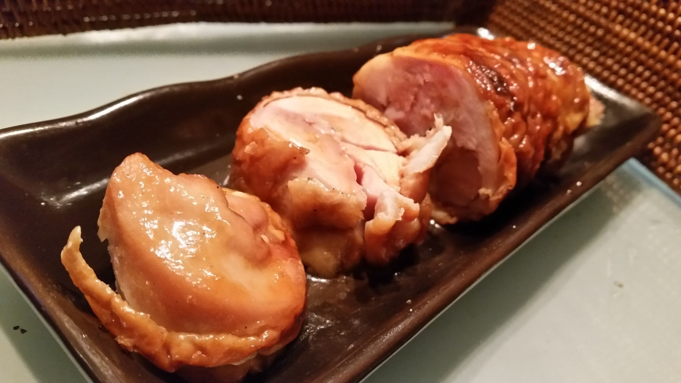 「鳥光 本店」料理 825432 端っこのこってり脂身のところがめちゃ美味しい♪