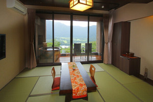 大自然に包まれて2人の思い出作り