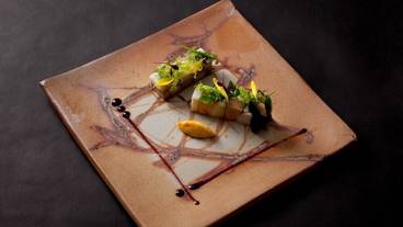 食事・飲み物 / 23