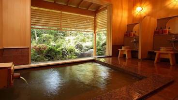 屋内スパ浴槽 / 2